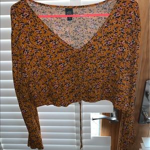 Yellow/ gold long sleeve crop top